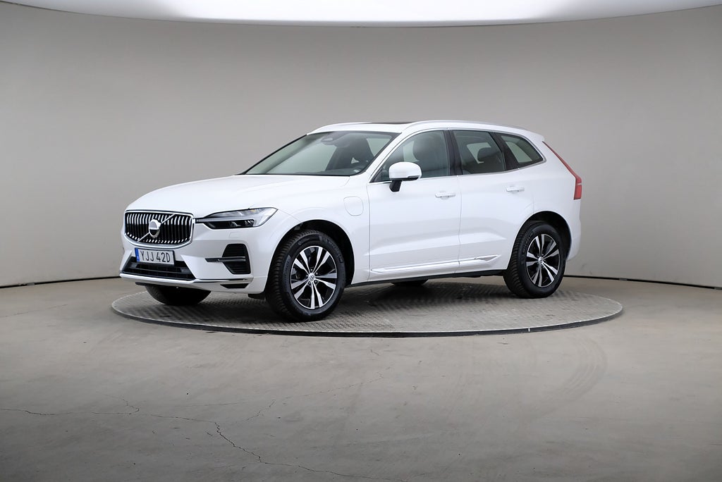 Volvo XC60 Recharge T6 350hk AWD Core Edition Drag