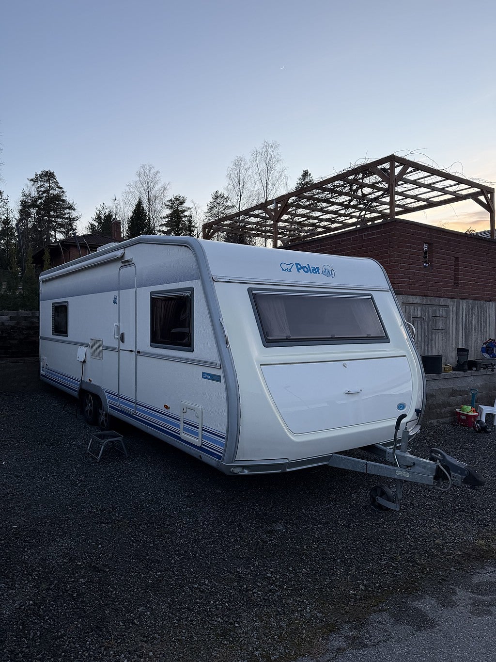 Polar 680 Polar 680 Alde AC Förtält Takmarkis Golvvärme 