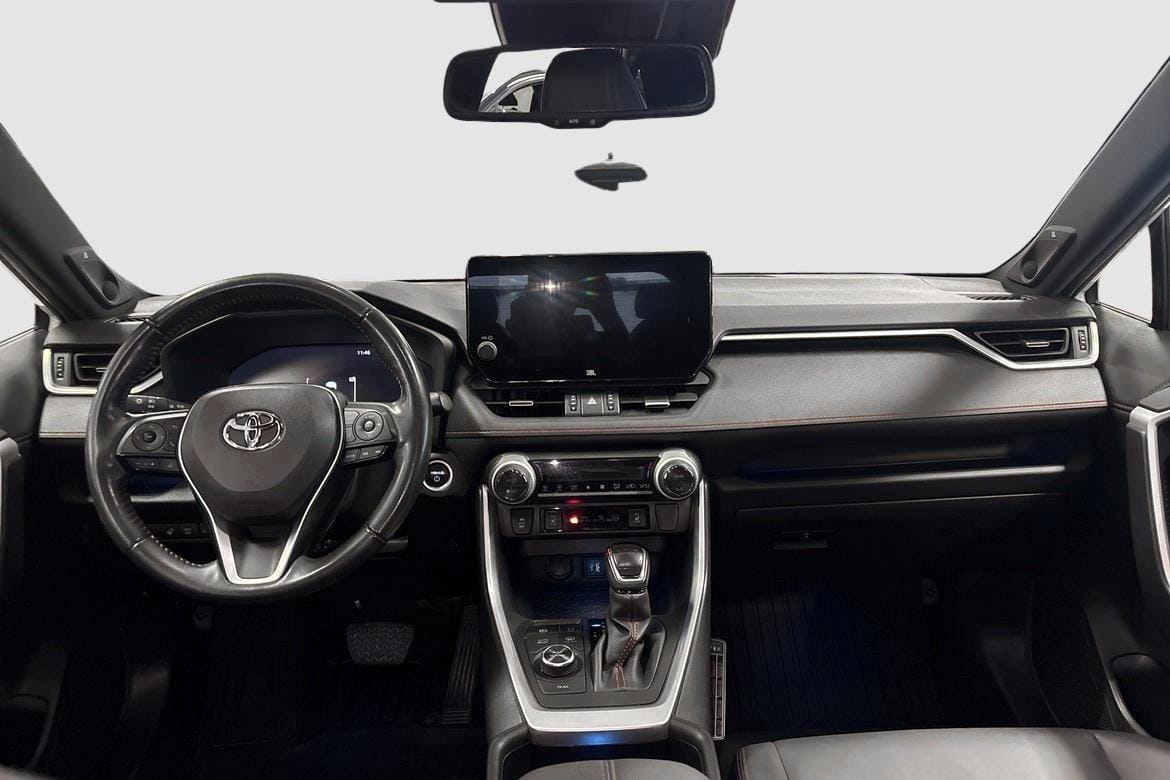 Toyota RAV4 Plug-In 2023, bild 7/10