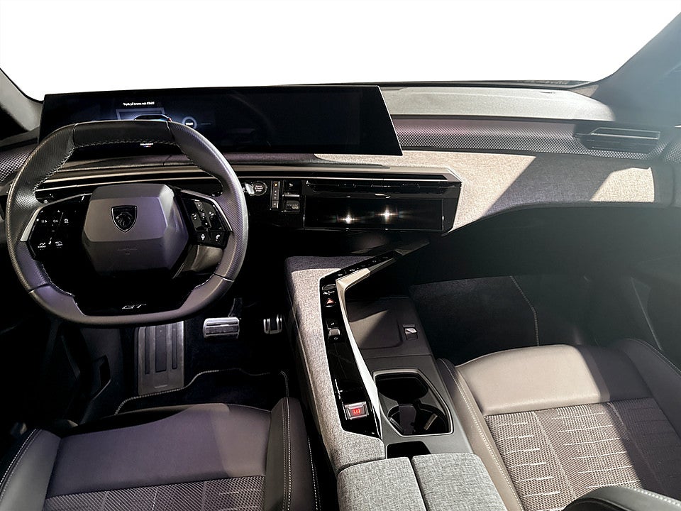 Bild på Peugeot 5008 GT Hybrid 145hk Aut 7-SITS B-KAMERA CARPLAY