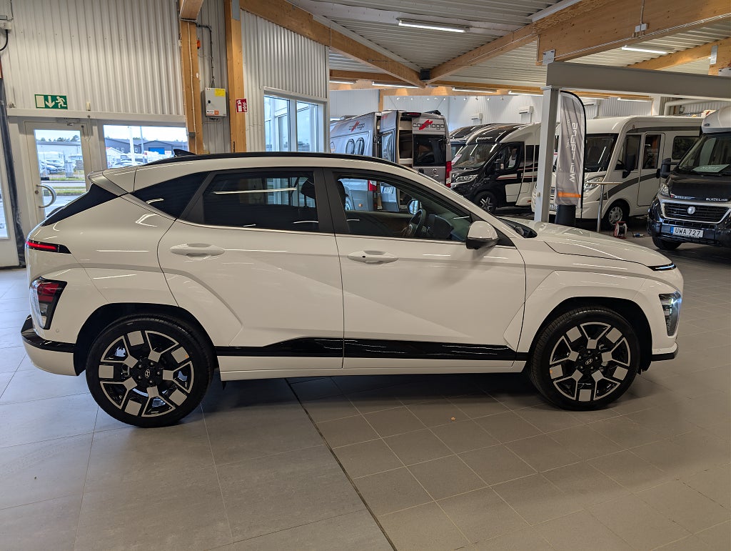 Hyundai Kona Electric 65,4 kWh Advanced 20% rabatt thumbnail