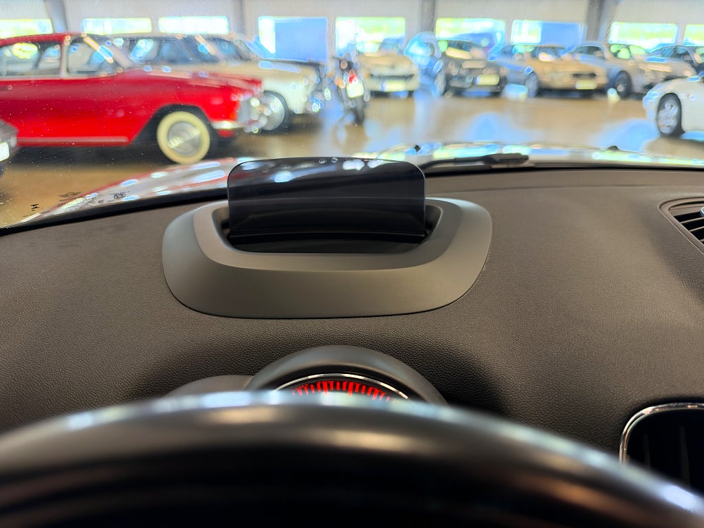 MINI Countryman 2018 - miniatyr 19