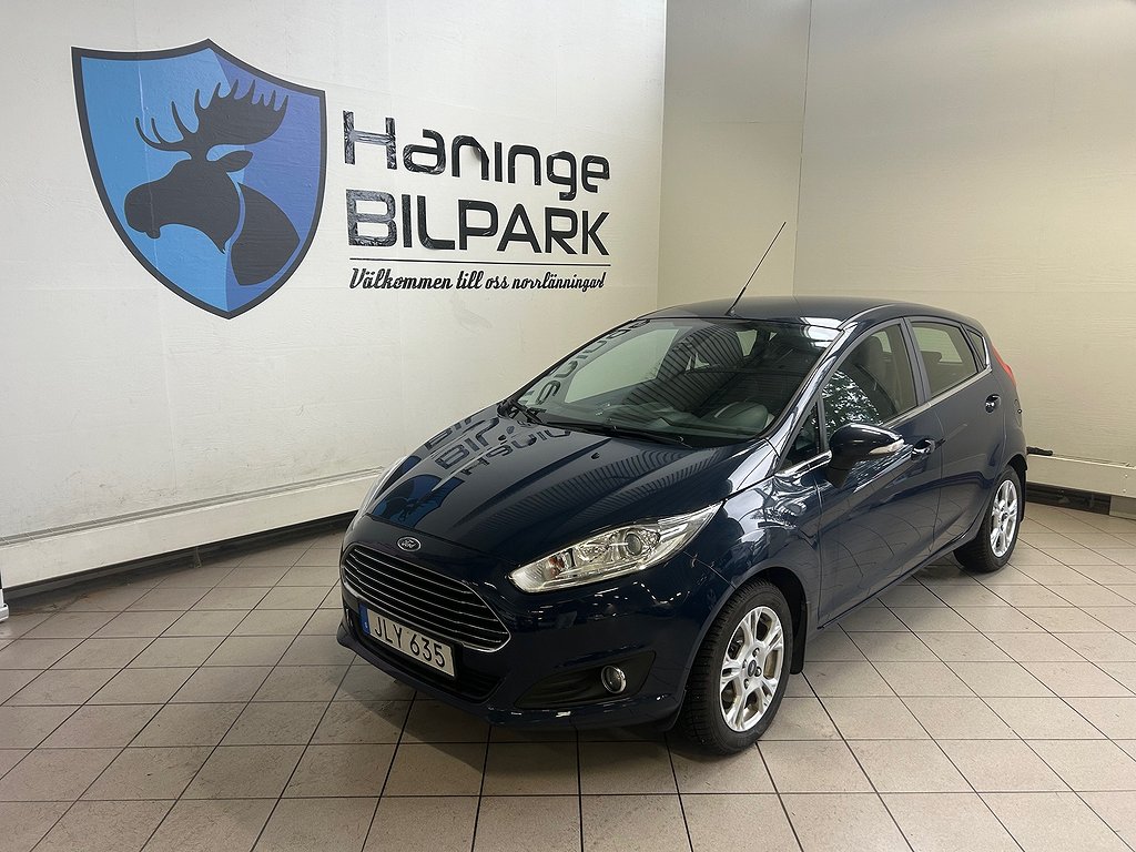 Ford Fiesta 5-dr 1.0 Titanium /SUPERDEAL 3.95%/NYBYTT KAMREM