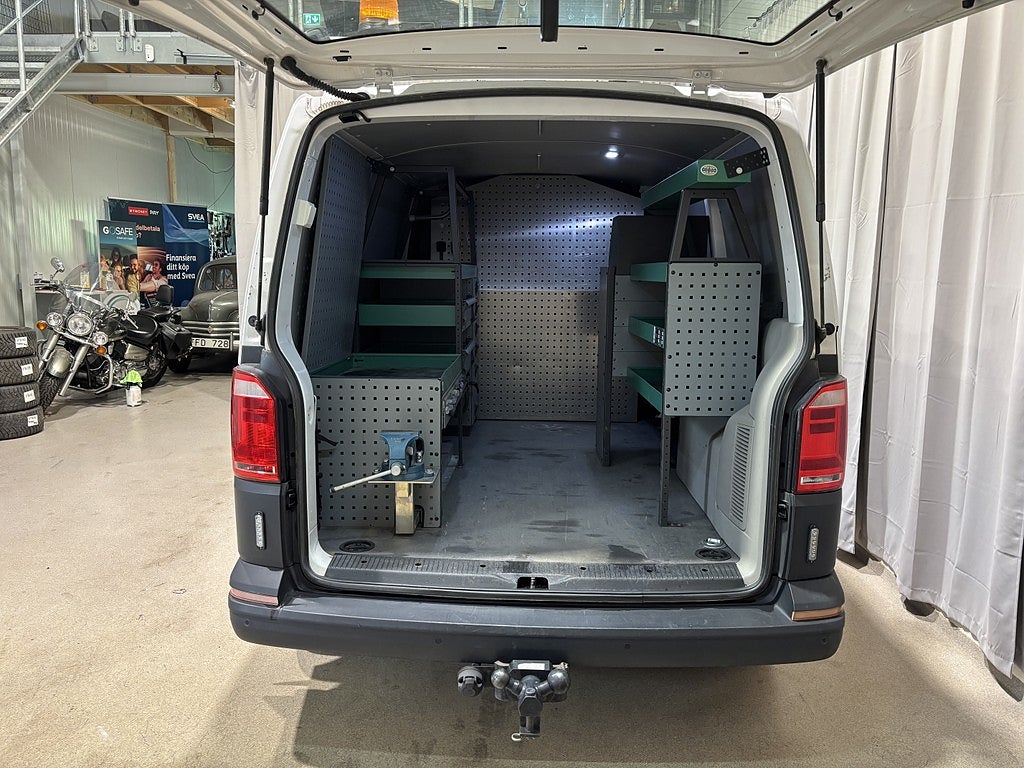 Volkswagen Transporter T32 2.0 TDI BMT Backkam Drag Värmare Endast 1900mil