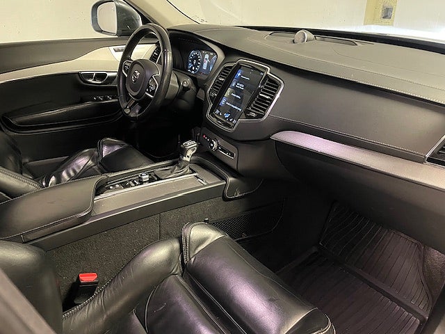Volvo XC90 2019 - miniatyr 10