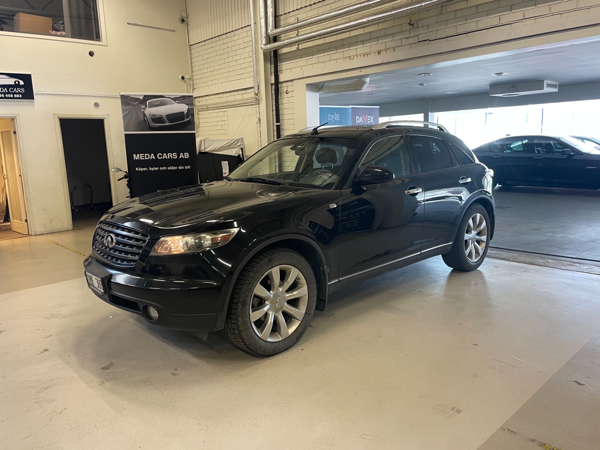 Infiniti FX45 2005, bild 3/30