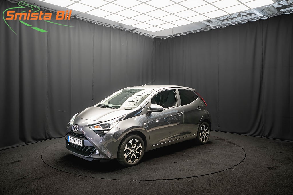 Toyota Aygo VVT-i x-shift X-PLAY STYLE KAMERA CARPLAY