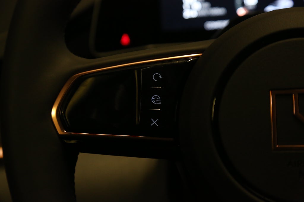 Zeekr 001 Performance AWD 544HK 100kWh 2025
