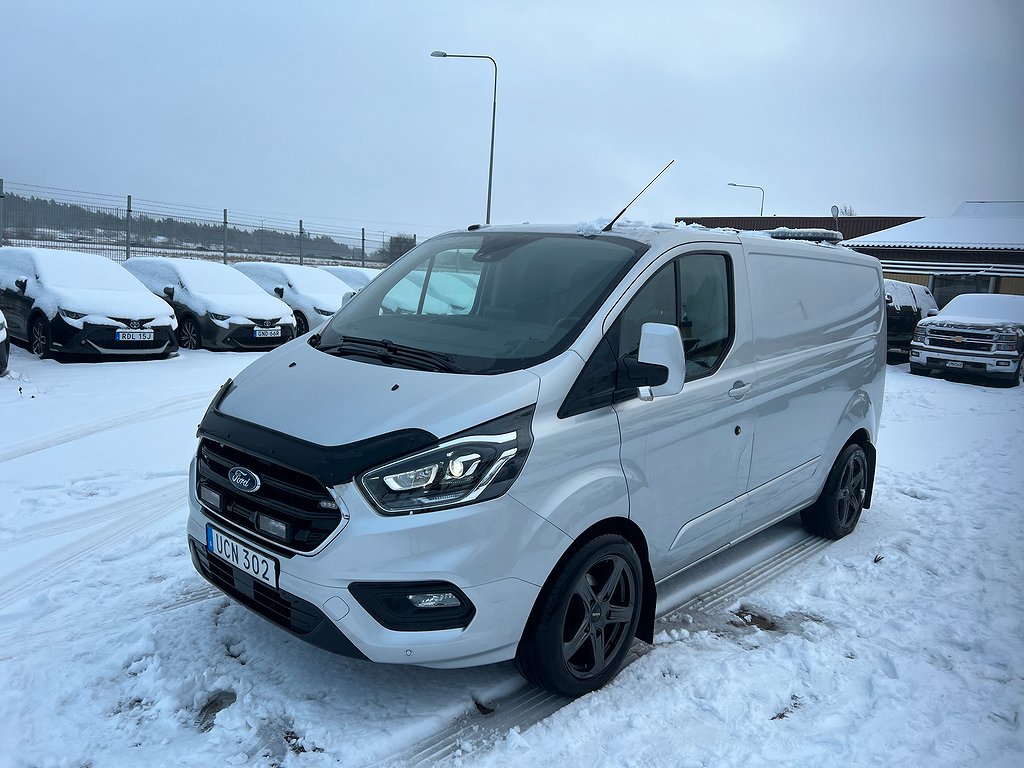 Ford Transit CUSTOM 300 AUT VÄRMARE VERKSTAINR *SE UTRUST 2-ÅRS GARANTI