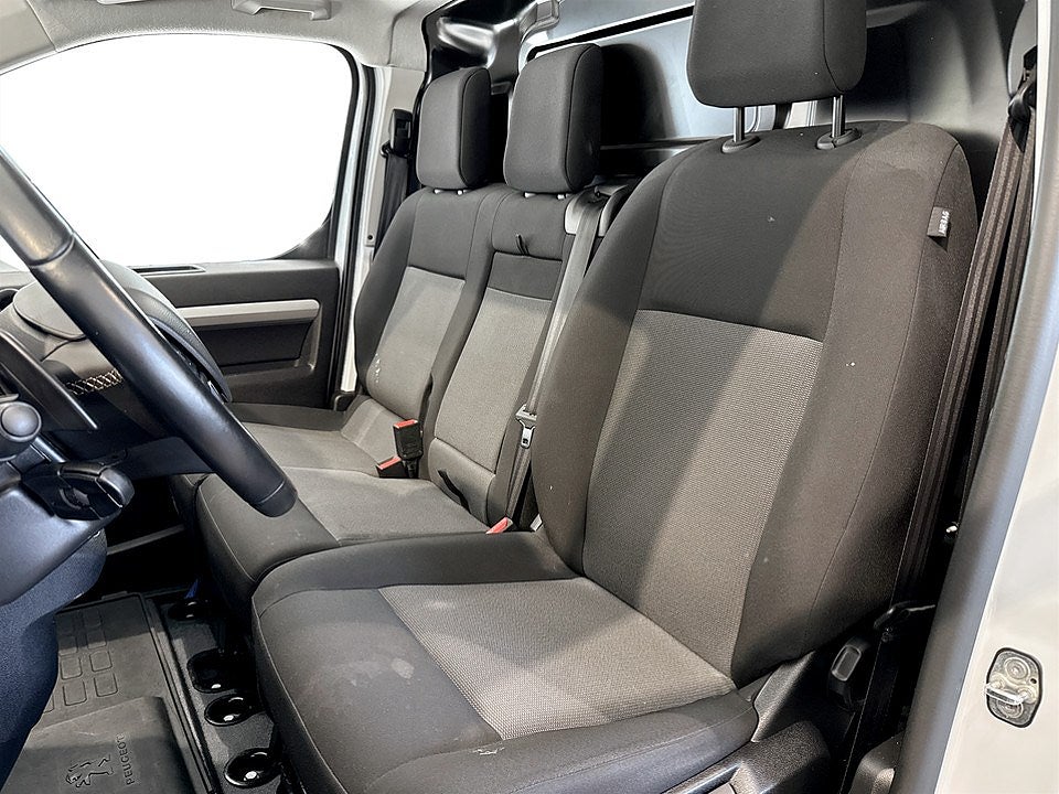 Bild på Peugeot Expert PRO+ 2.0 BHDi 145hk Aut L3 - B-KAMERA, M-VÄRME