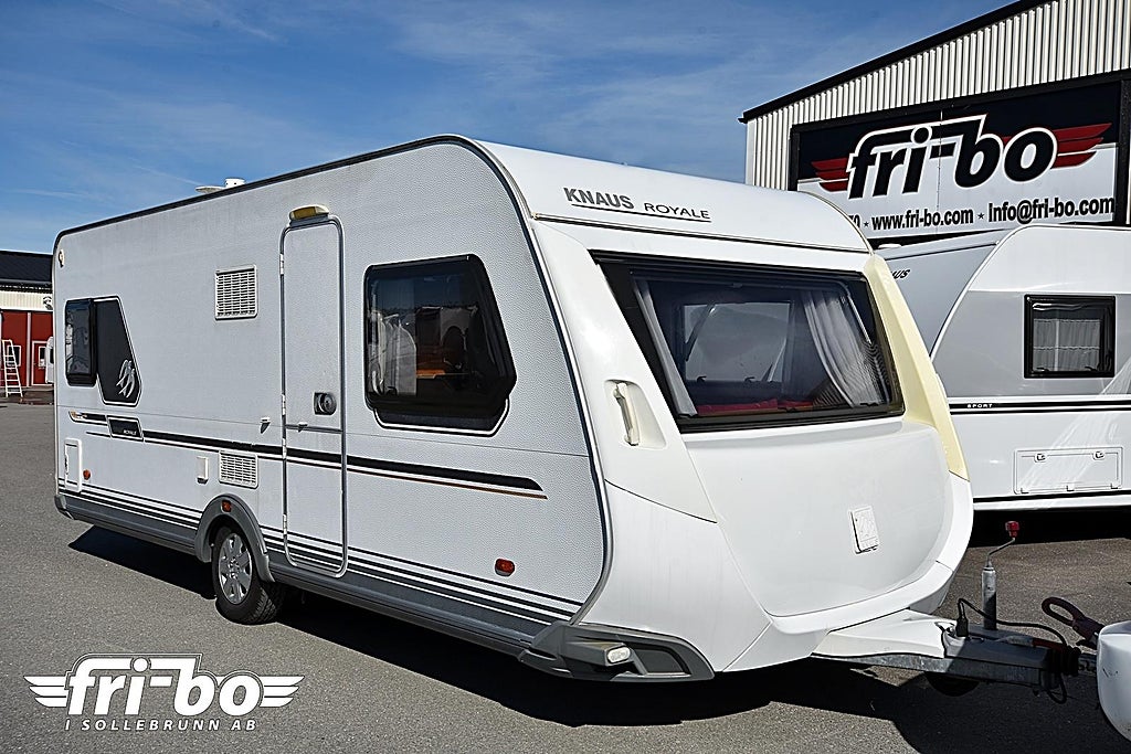 Knaus 560 UF Royale, Dubbelbädd