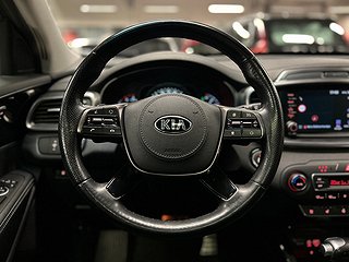 Kia Sorento 2.2 AWD GT 7-sits Kamera/Navi/Pano/Drag/S&V-däck