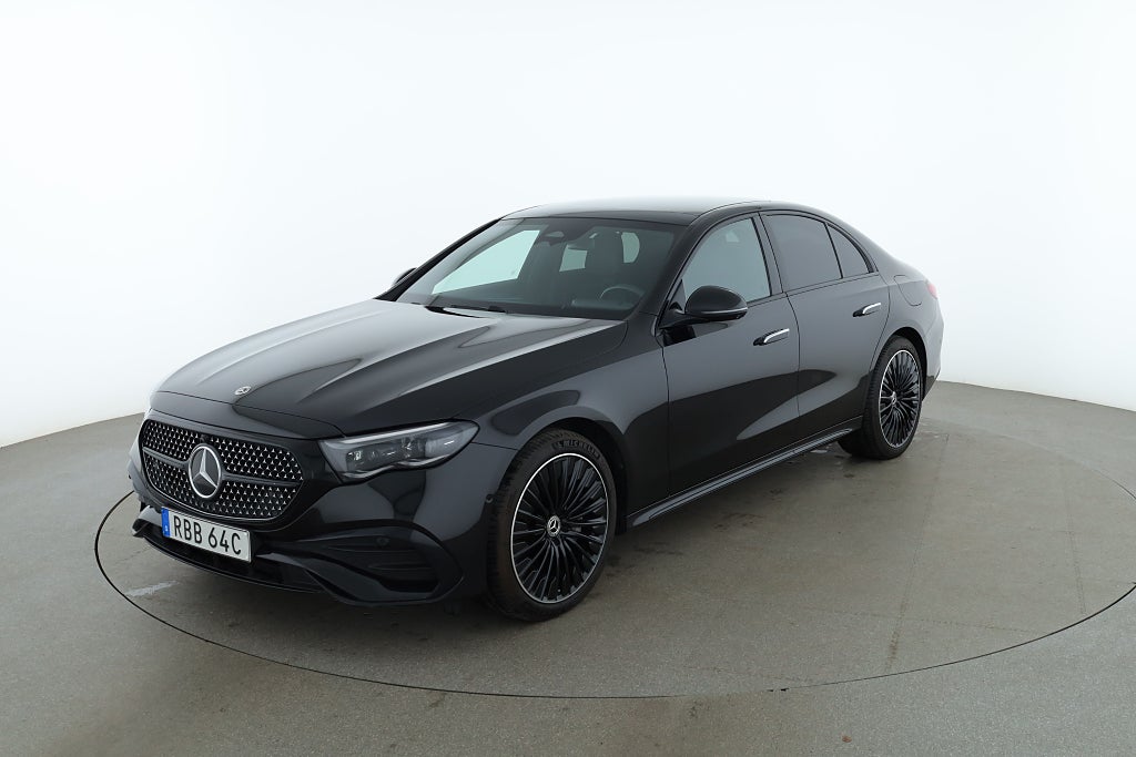 Mercedes-Benz E300 de 4Matic AMG Premium / Burmester, Pano