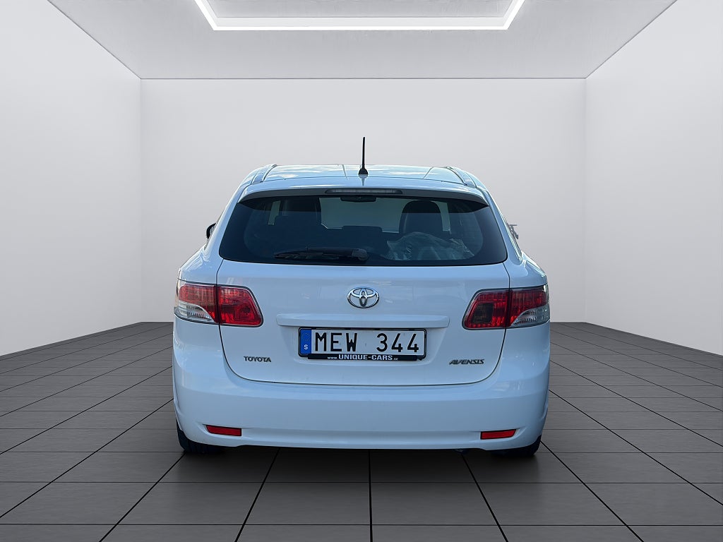Toyota Avensis 2011 - miniatyr 5