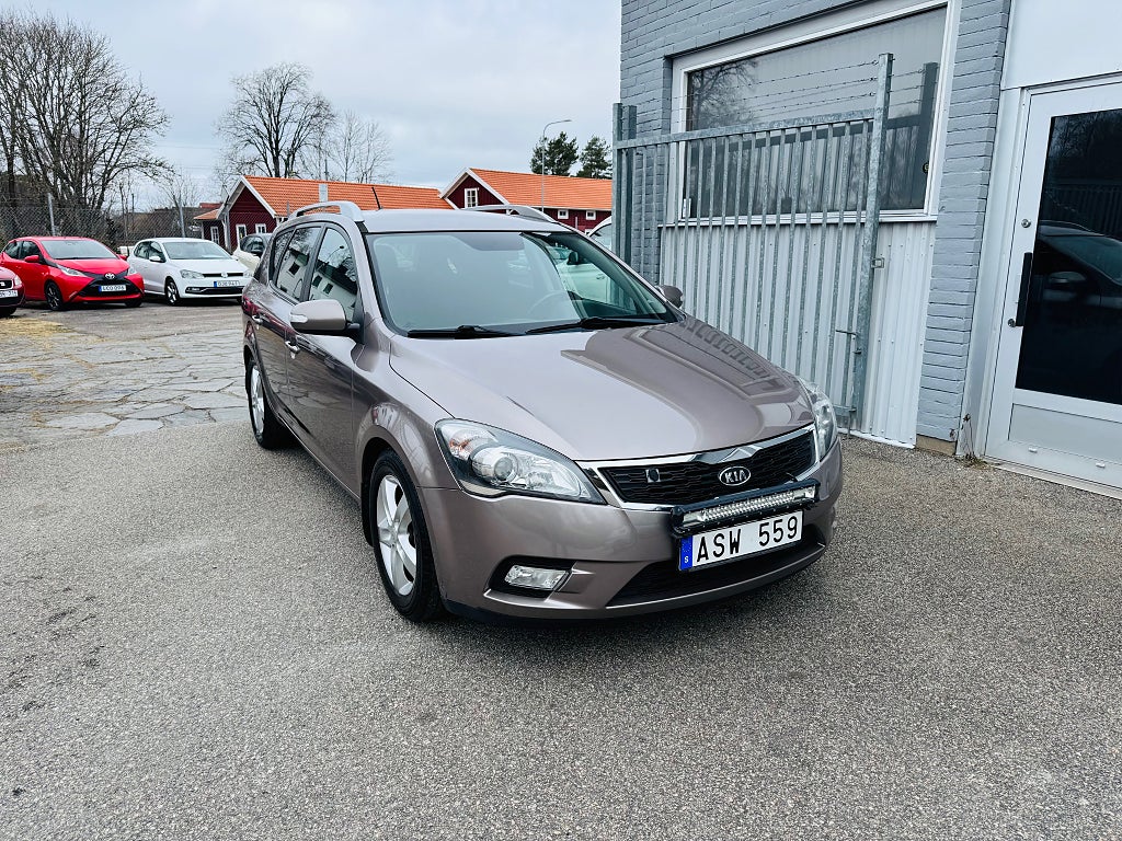 Kia Ceed SW 1.6 CRDi 128HK ECO / VÄRMARE 