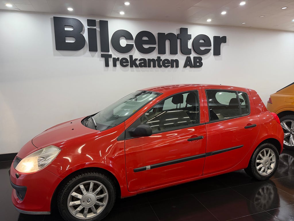 Renault Clio 5-dörrars Halvkombi 1.2 Euro 4
