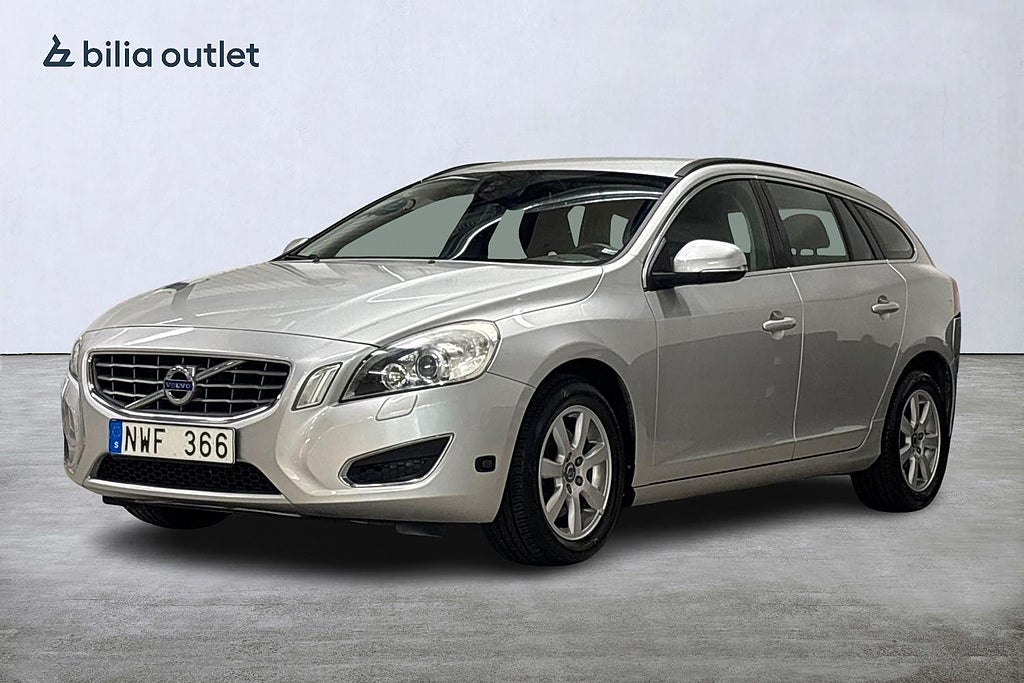Volvo V60 T4F aut Momentum 180hk Drag P-värm PDC KamremBytt