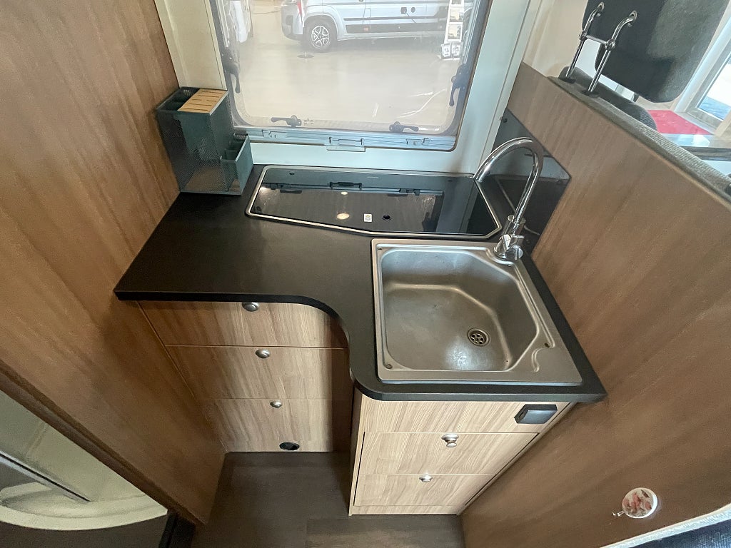 Sun Living S 75 SL / B-körkort / Taksäng / 5 bältad / 4779kr/mån / - Sun Living