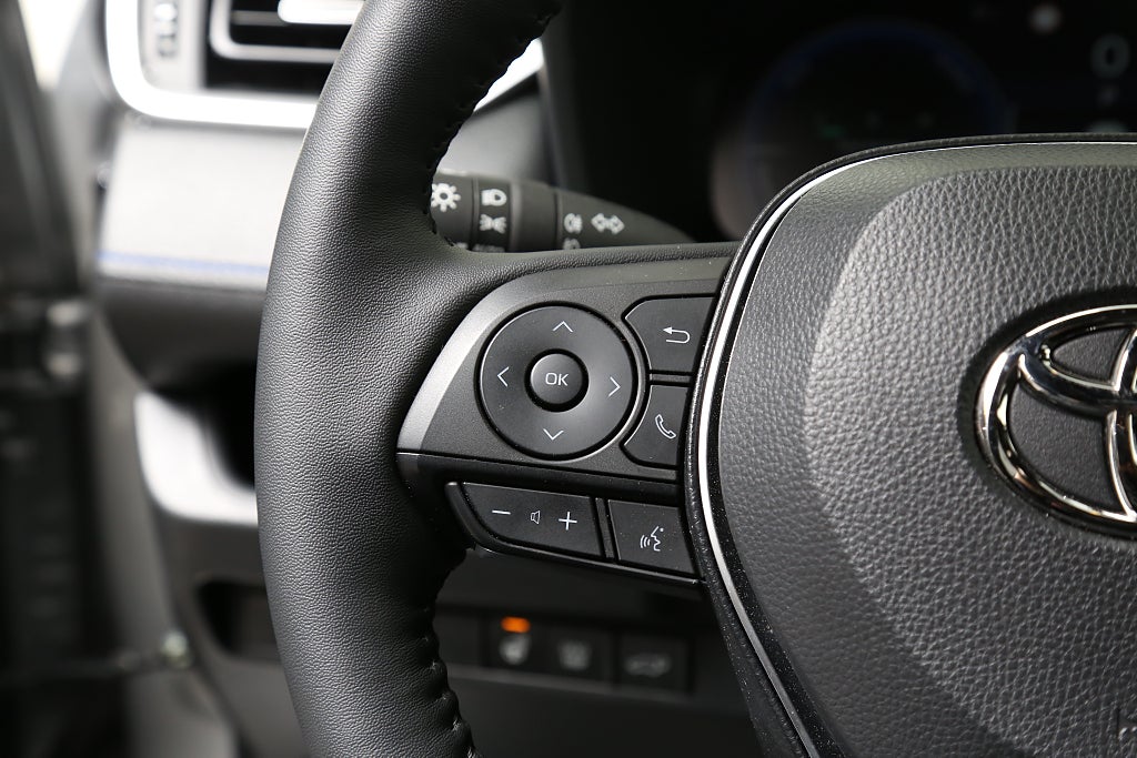 Toyota RAV4 Hybrid AWD-i E-CVT Style 222hk Leasbar 2025