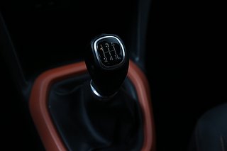 Halvkombi Hyundai i10 15 av 21