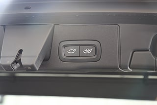 SUV Volvo XC60 28 av 31