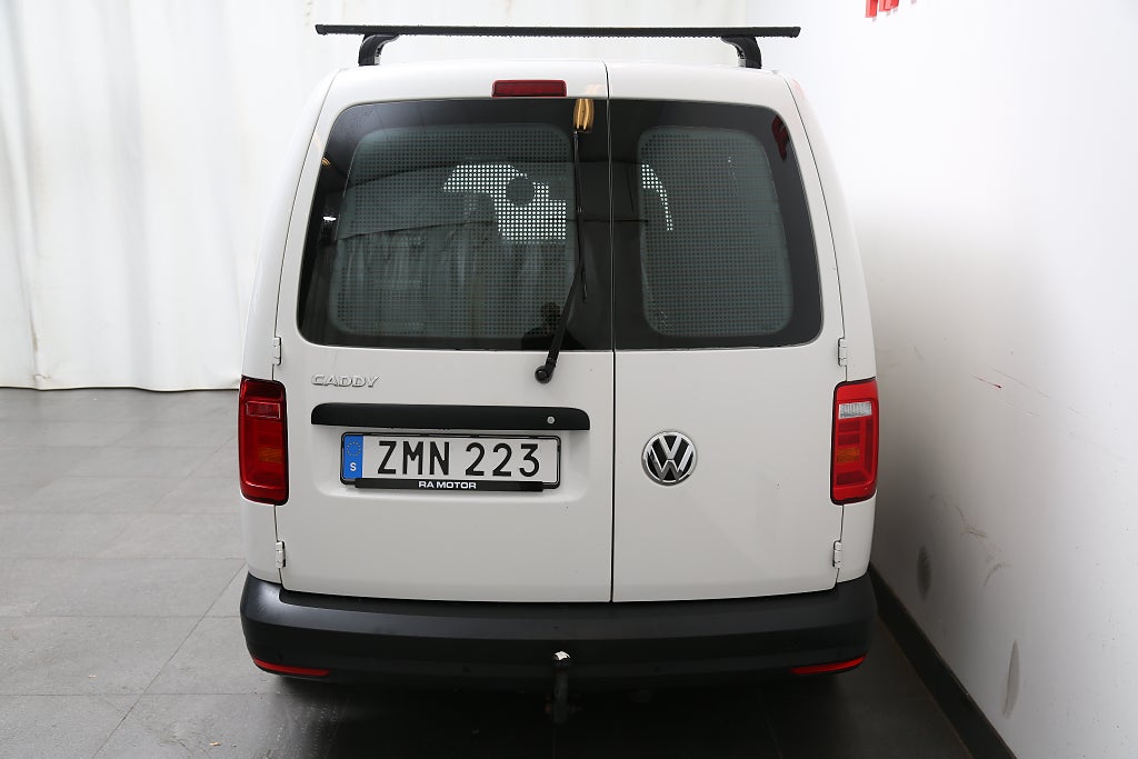 Volkswagen Caddy Maxi Van 2,0 TDI 102hk Skåp P-Värmare Drag Leasbar 2019