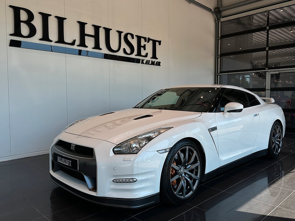 Nissan GT-R 3.8 V6  DCT *Sportavgassystem  *620hk 