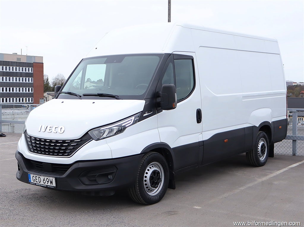 Iveco Daily 35-140 Automat S/V-hjul Kamera Kamrem bytt Moms