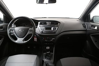 Halvkombi Hyundai i20 16 av 20