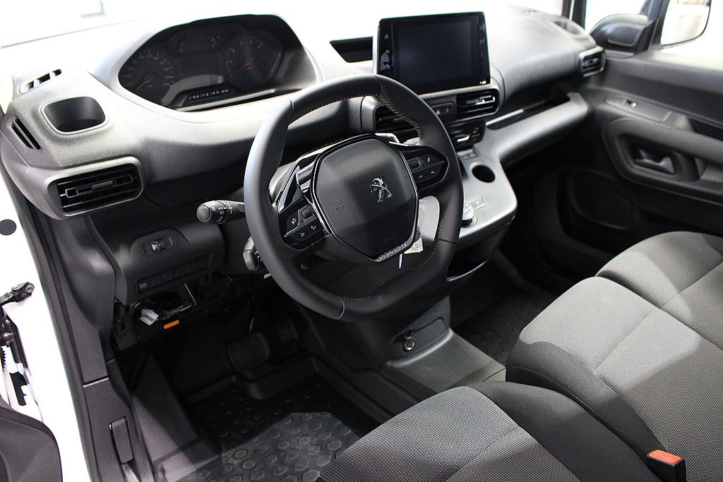 Bild på Peugeot Partner PRO+ BlueHDi 130hk Aut L1 - DEMO