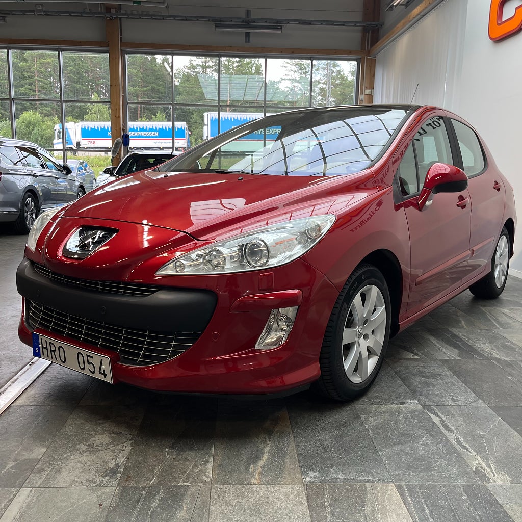 Peugeot 308 4,99% 5-dörrar 1.6 HDi Panorama Dragkrok Kamrem bytt!