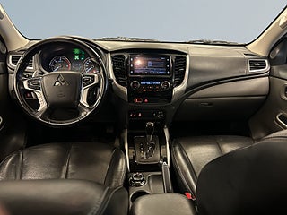 Mitsubishi L200 Dubbelhytt 2.4/Drag/SoV-Däck/Elstolar/Backkamera/Psens – bild 8
