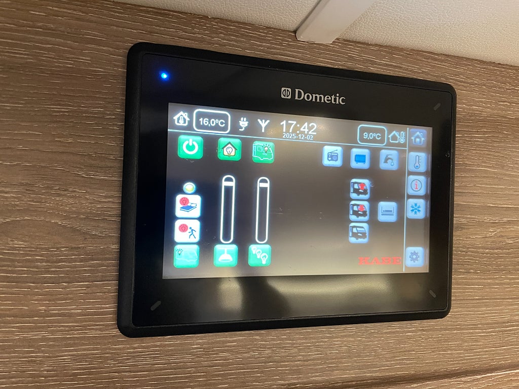 Kabe TMI 810 LGB / Hyd-Stöd/Aut180hk/Solcell/ALDE/Tandem  - Kabe