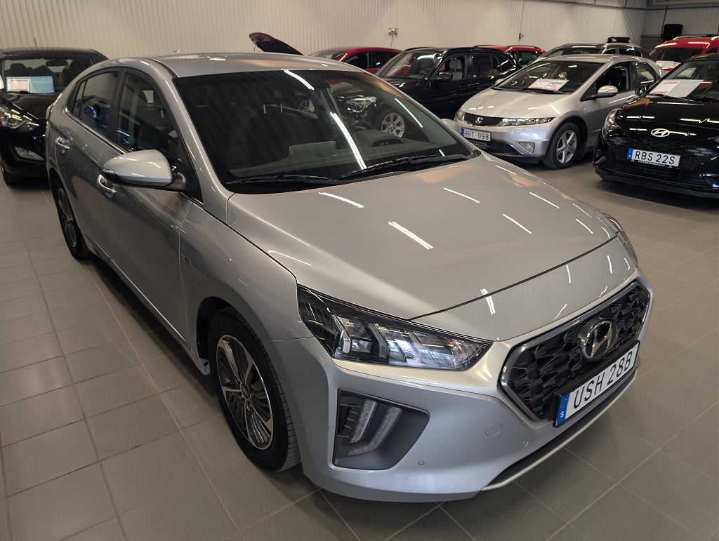 Hyundai IONIQ Plug-in 1.6 DCT Premium SoV thumbnail