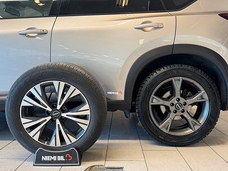 Nissan X-Trail 1.5 VC-T/7-sits/360°Kamera/P-sens/Rattvärme