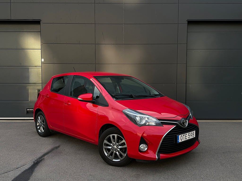 Toyota Yaris 1.33 Dual VVT-i Active |ACC |Backkamera |Pekskärm |BT