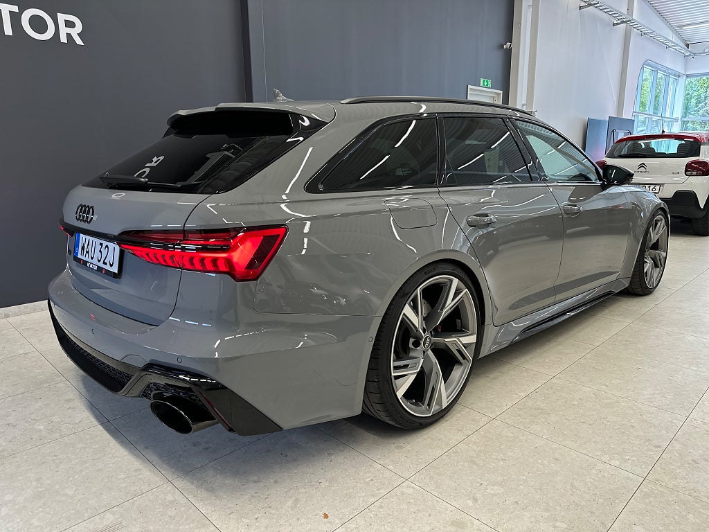 Audi A6 RS 6 Avant B&O/PANO/MATRIX/VALCONA/22"/Sv.Såld/360