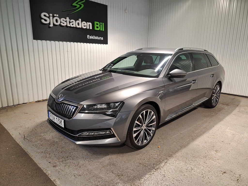 Skoda Superb iV Kombi 1.4 TSI iV Bus Ed L&K Drag Värm Elstol Navi 