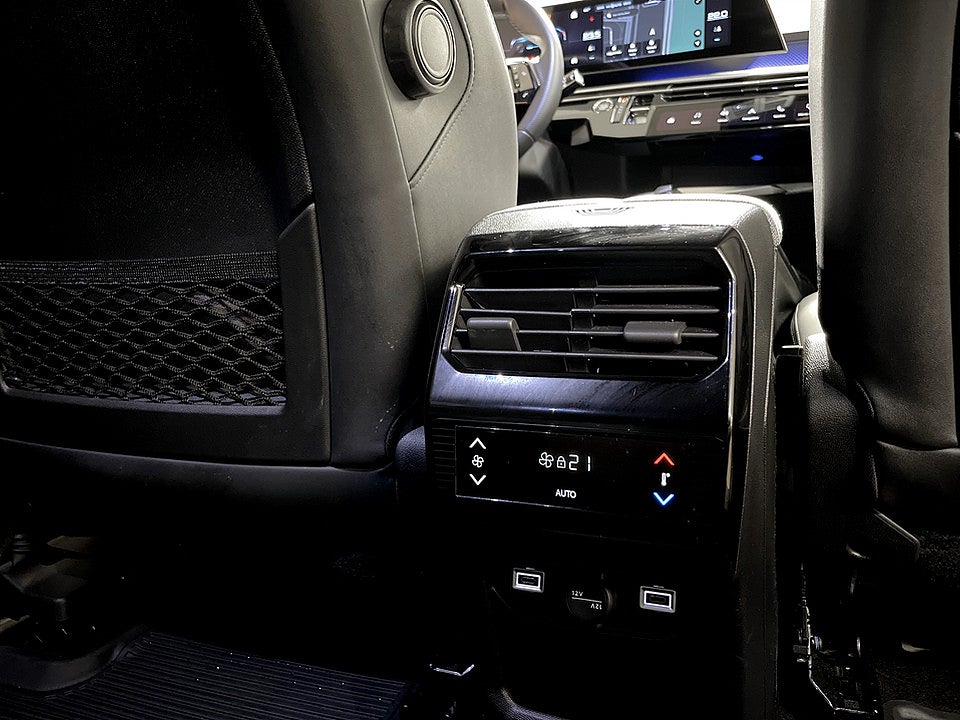 Bild på Peugeot E-5008 GT Standard Range Aut 7-SITS B-KAMERA CARPLAY 214hk