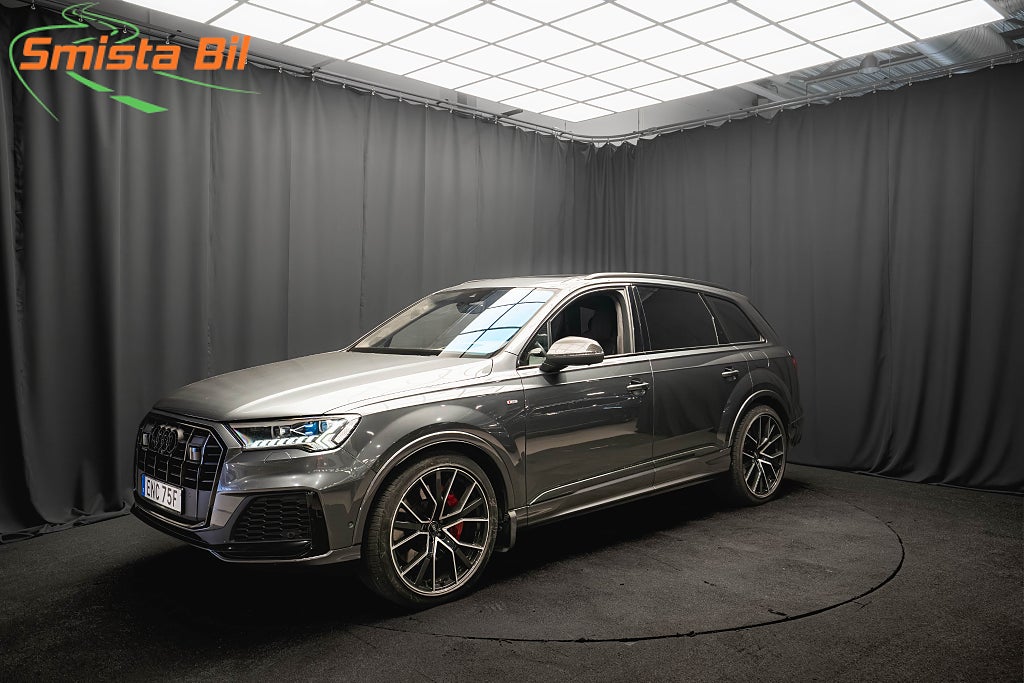 Audi Q7 60 TFSI e Q PANO LUFT B&O 22' MASSAGE DRAG MAX UTR MOMS