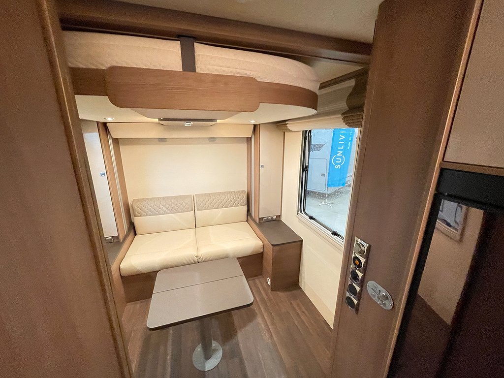 Bürstner Lyseo 745 /Taksäng x2/Soffa bak/Solcell/Automat - Bürstner