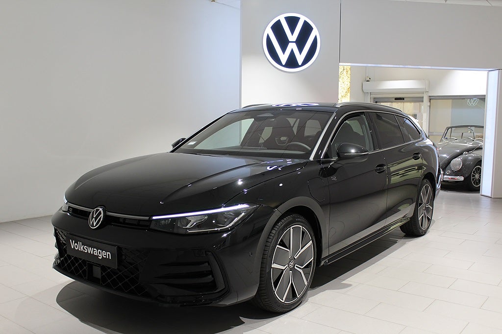 Volkswagen Passat EHYBRID 272 DSG6 R-LINE