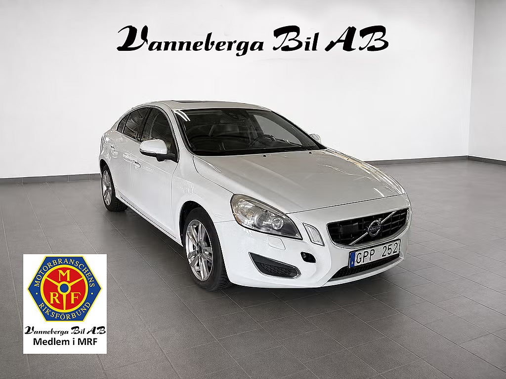 Volvo S60 (Demo Bil) D5 Geartronic Summum Taklucka/GPS/Euro 5