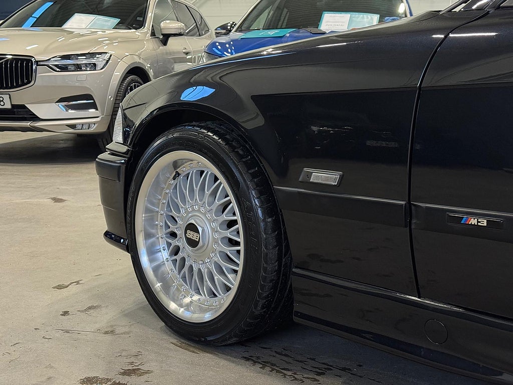 BMW 328 i Convertible Aut M Sport HiFi Elstol Farthållare