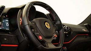 Ferrarin har 720 hästkrafter. 
