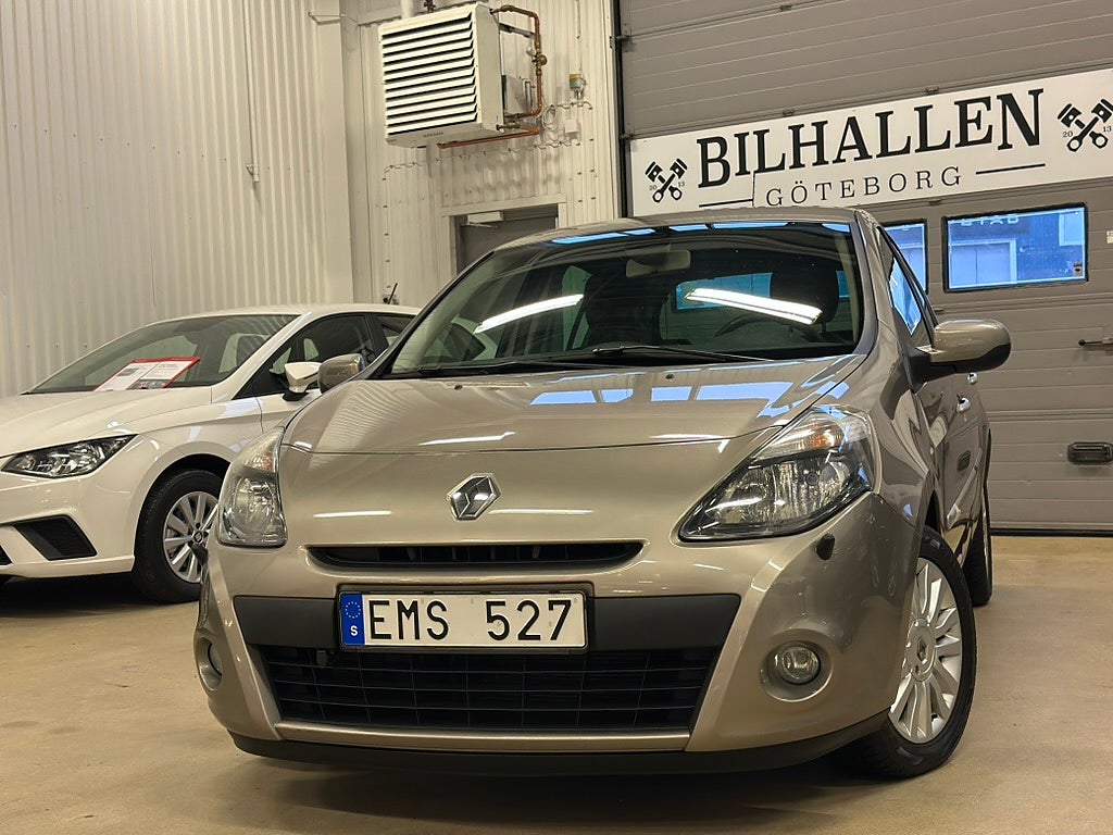 Renault Clio Halvkombi 1.2(75hk)2Brukare Ny Servad Kamrem Bytt
