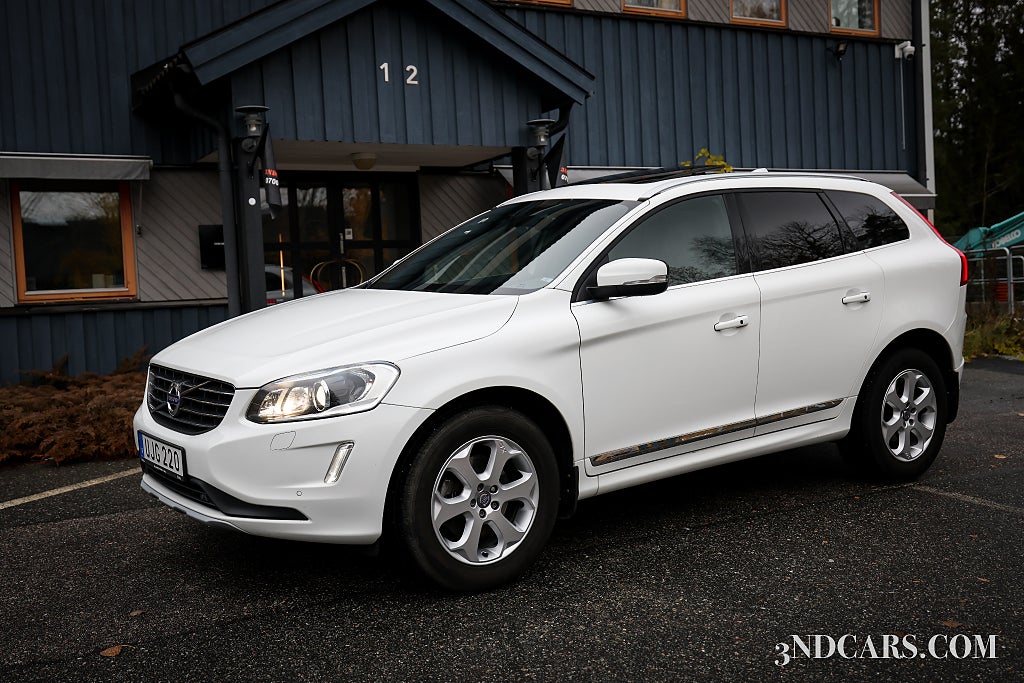 Volvo XC60 D4 AWD SUMMUM 190HK EURO 6 PANORAMA DRAGKROK