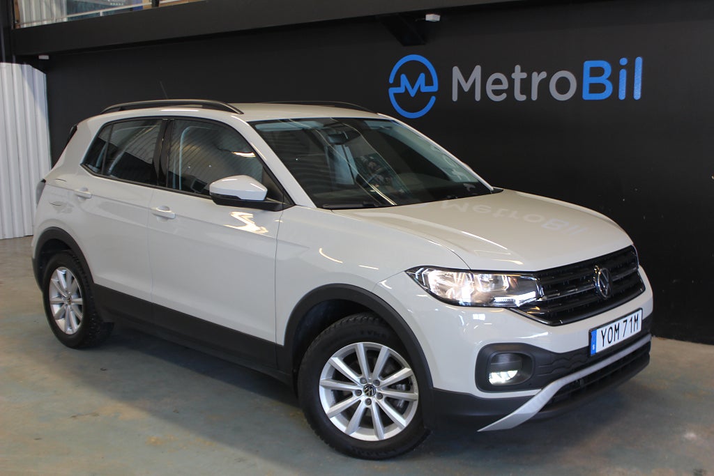 Volkswagen T-CROSS 1.0 TSI 95HK Motorvärmare/ Endast 1400mil  Euro 6