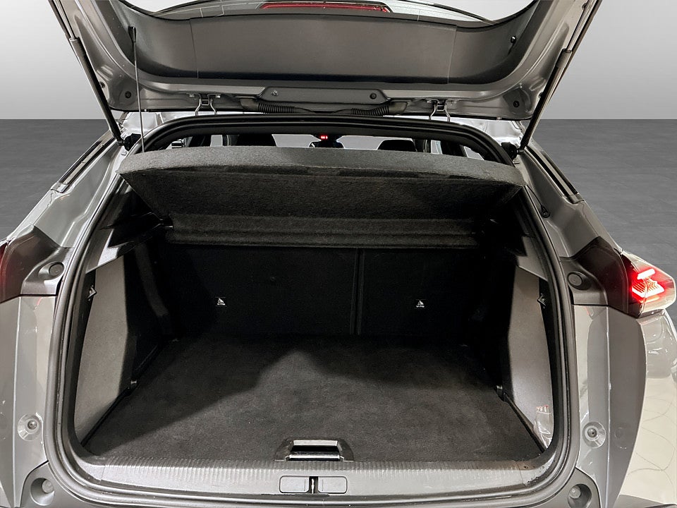 Bild på Peugeot 2008 GT 1.2 PT 130hk Aut B-KAMERA CARPLAY