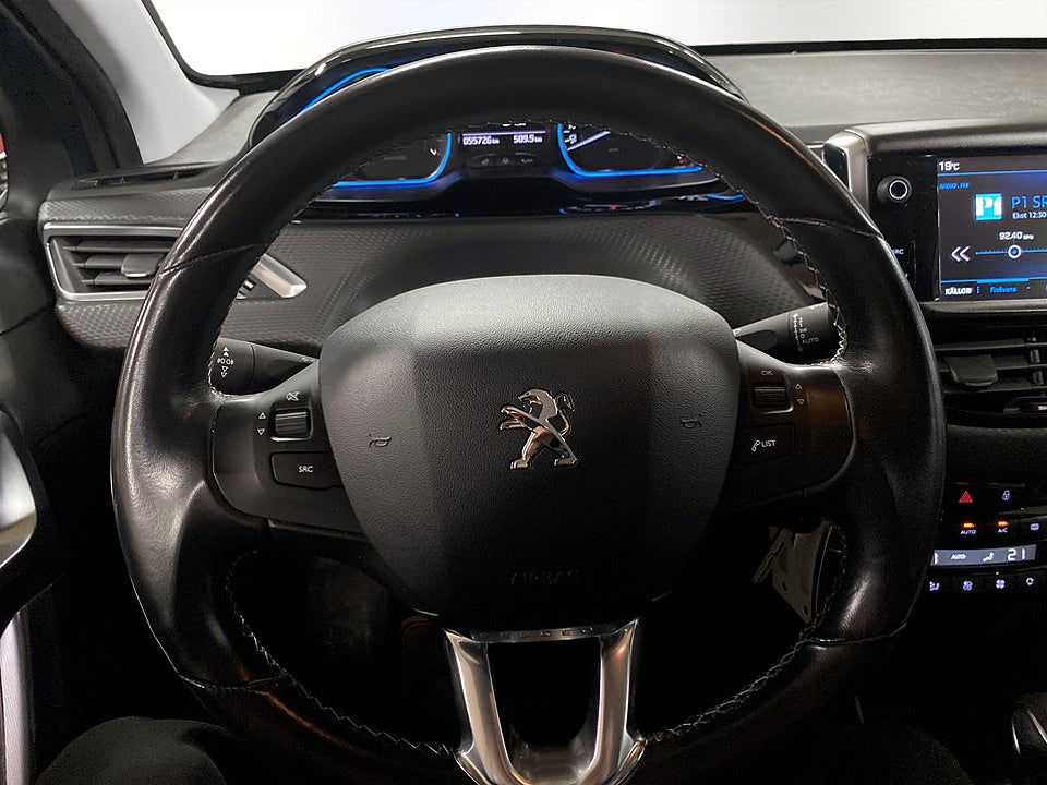 Bild på Peugeot 2008 Allure 1.2 PT 110hk Aut DRAG BAKSENSORER